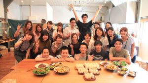 株式会社有鄰のスタッフ集合写真