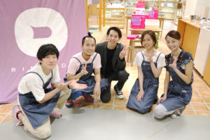 『美観堂』東急百貨店吉祥寺店、オープン日の記念写真