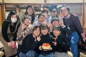 カフェ有鄰庵のスタッフ集合写真