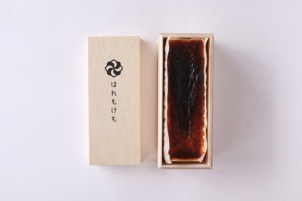 倉敷チーズケーキ隊の贈呈用木箱