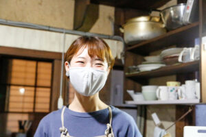株式会社行雲カフェ有鄰庵社員・塩崎由歩（ゆうぼー）