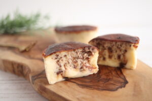 カカオバスクチーズケーキ（小サイズ）