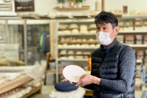 岡山県玉野市の器作家・十河隆史さんの工房