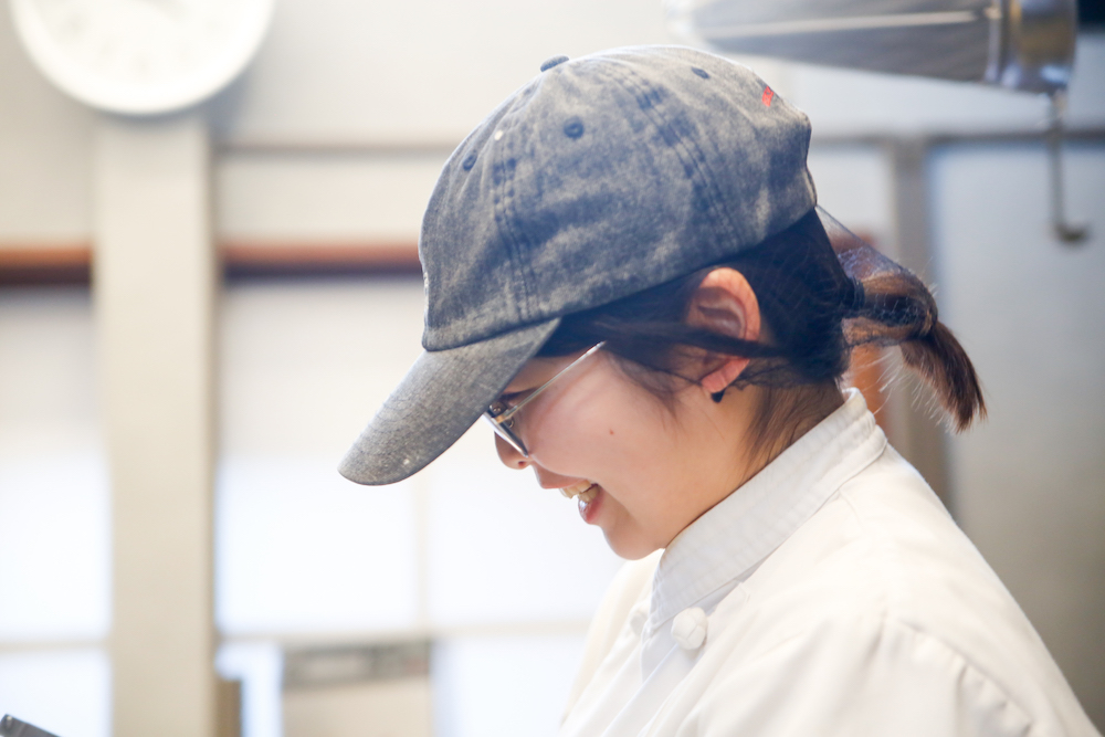 株式会社行雲『はれもけも』パティシエ社員・川井杏瀬