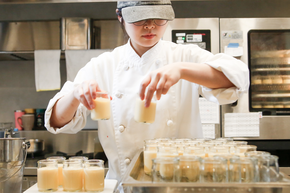 株式会社行雲『はれもけも』パティシエ社員・川井杏瀬