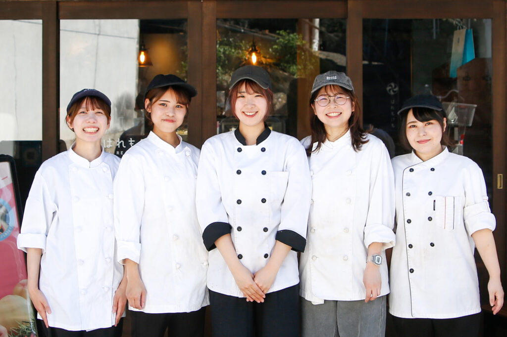 はれもけもパティシエ集合写真