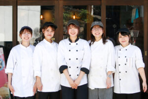 はれもけもパティシエ集合写真