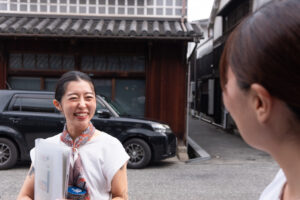 株式会社行雲の広報&『有鄰庵』のアルバイト・小銭綾乃