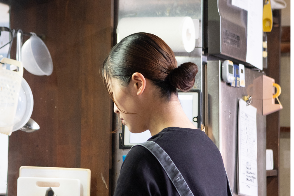 株式会社行雲『有鄰庵』『有鄰庵 岡山希少和牛店』社員・松下風音